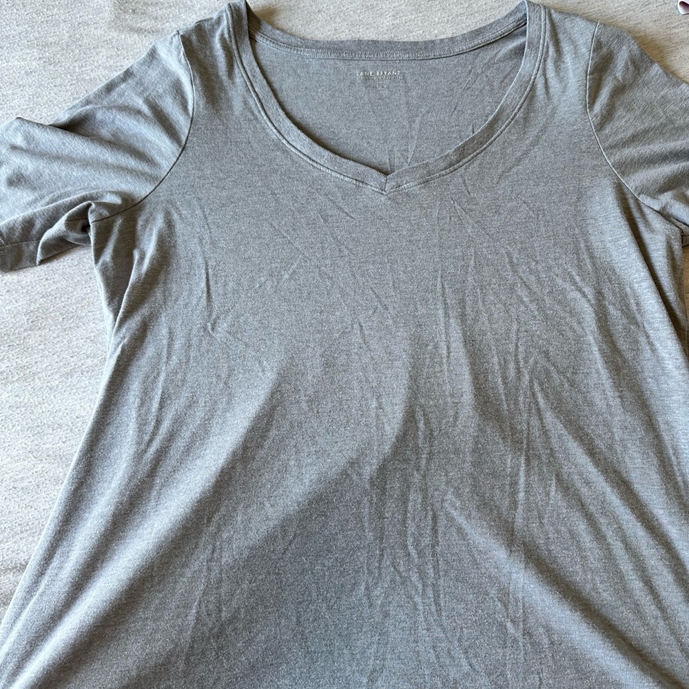 Size 14/16 Lane Bryant Tshirt